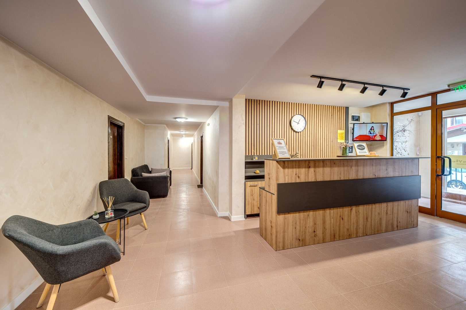 Dream View 1BD | Quick Slope Access 11 Flat Manager Booking