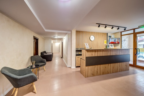 Dream View 1BD | Quick Slope Access 11 Flat Manager Booking