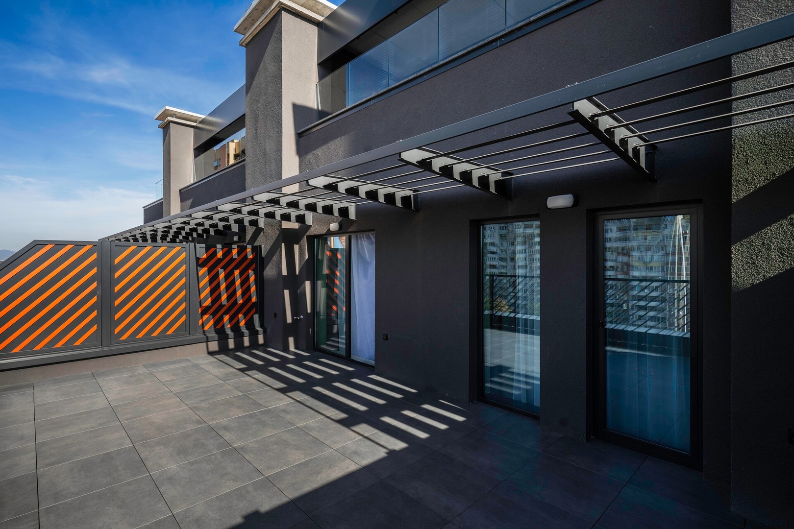 Aviva Living - 1BD Apartment 16 Flat Manager Booking
