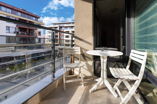 The Purple 1DB Apartment with a Parking Spot 4 Flat Manager Booking