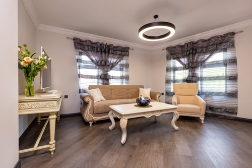 Central Apartments with Garden view - Apt No. 5 6 Flat Manager Booking