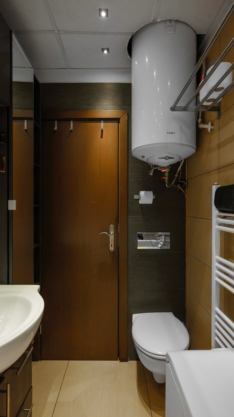Valeri Pirotska 1BD · Central 1BD Apartment Next to Women's Market 22 Flat Manager Booking
