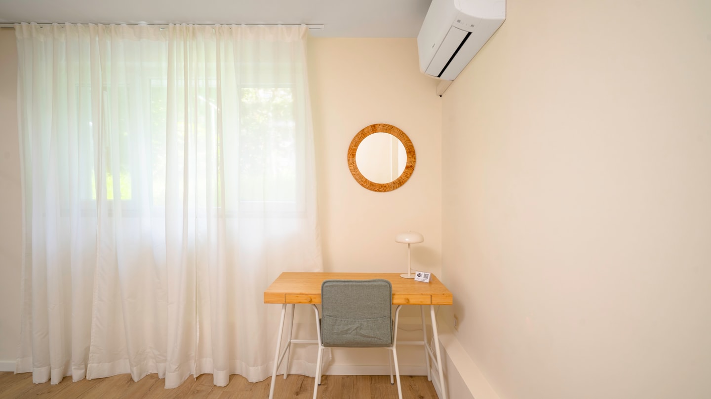 Cozy 1BD Apartment next to NDK 2 Flat Manager Booking