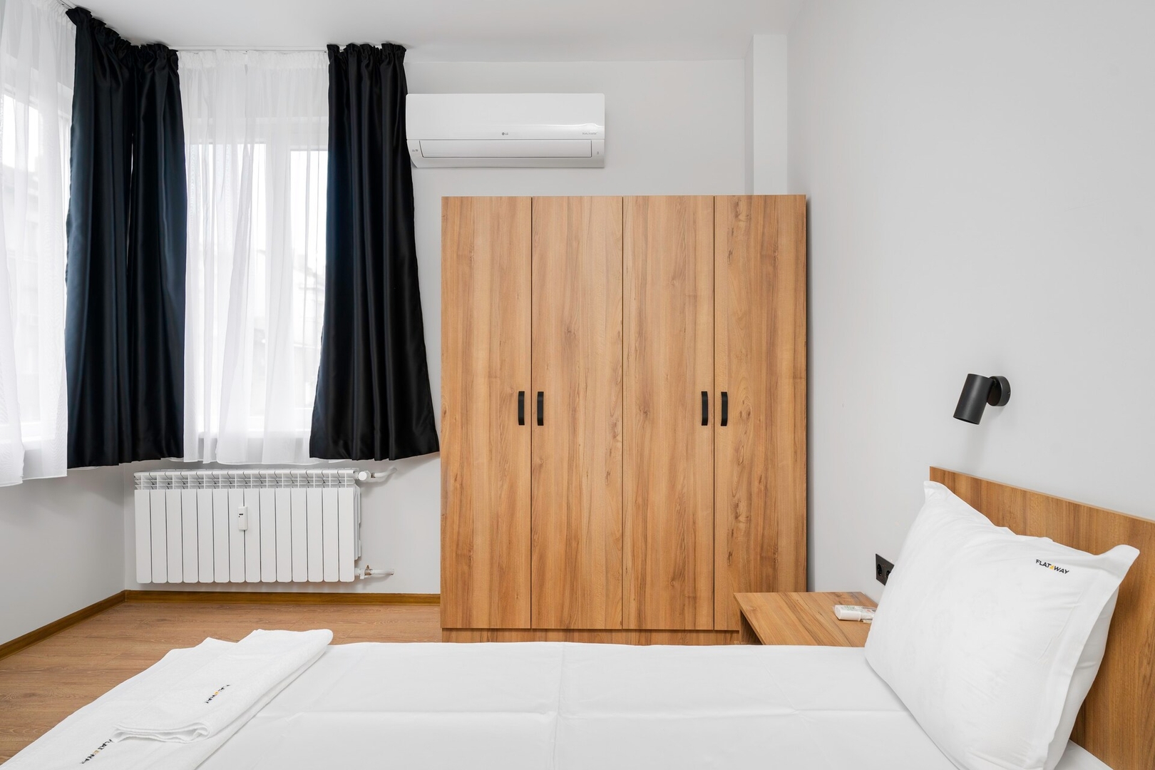 Cozy Studio Near Alexander Nevski Cathedral - Yin 5 Flat Manager Booking