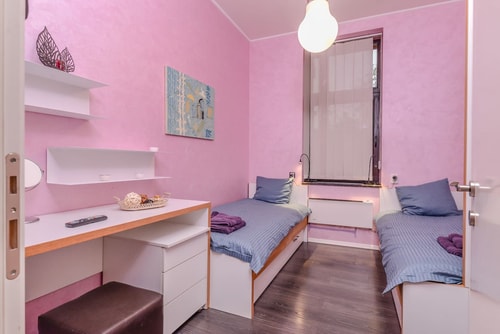 Champs-Élysées Sofia | 2BDR 2BTHR 31 Flat Manager Booking