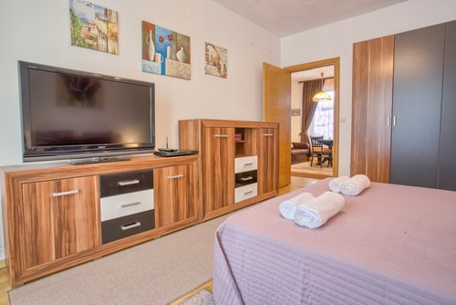 Cozy One-Bedroom apartment with Nature View 12 Flat Manager Booking