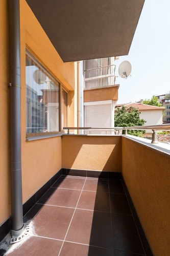 Pop your C-O-L-O-R-S - Funky and Modern 1BDR. Apt. 26 Flat Manager Booking