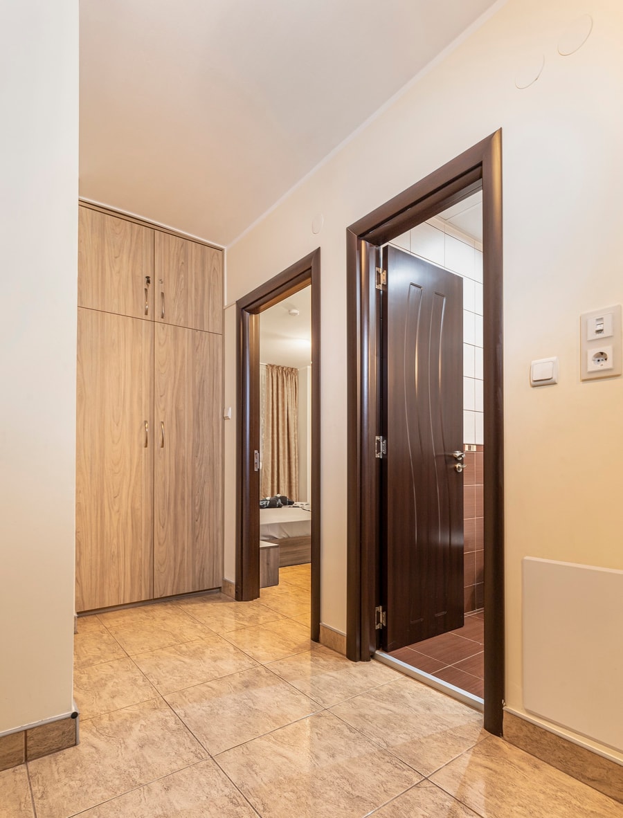 1BD apartment in a calm area near the centre 13 Flat Manager Booking