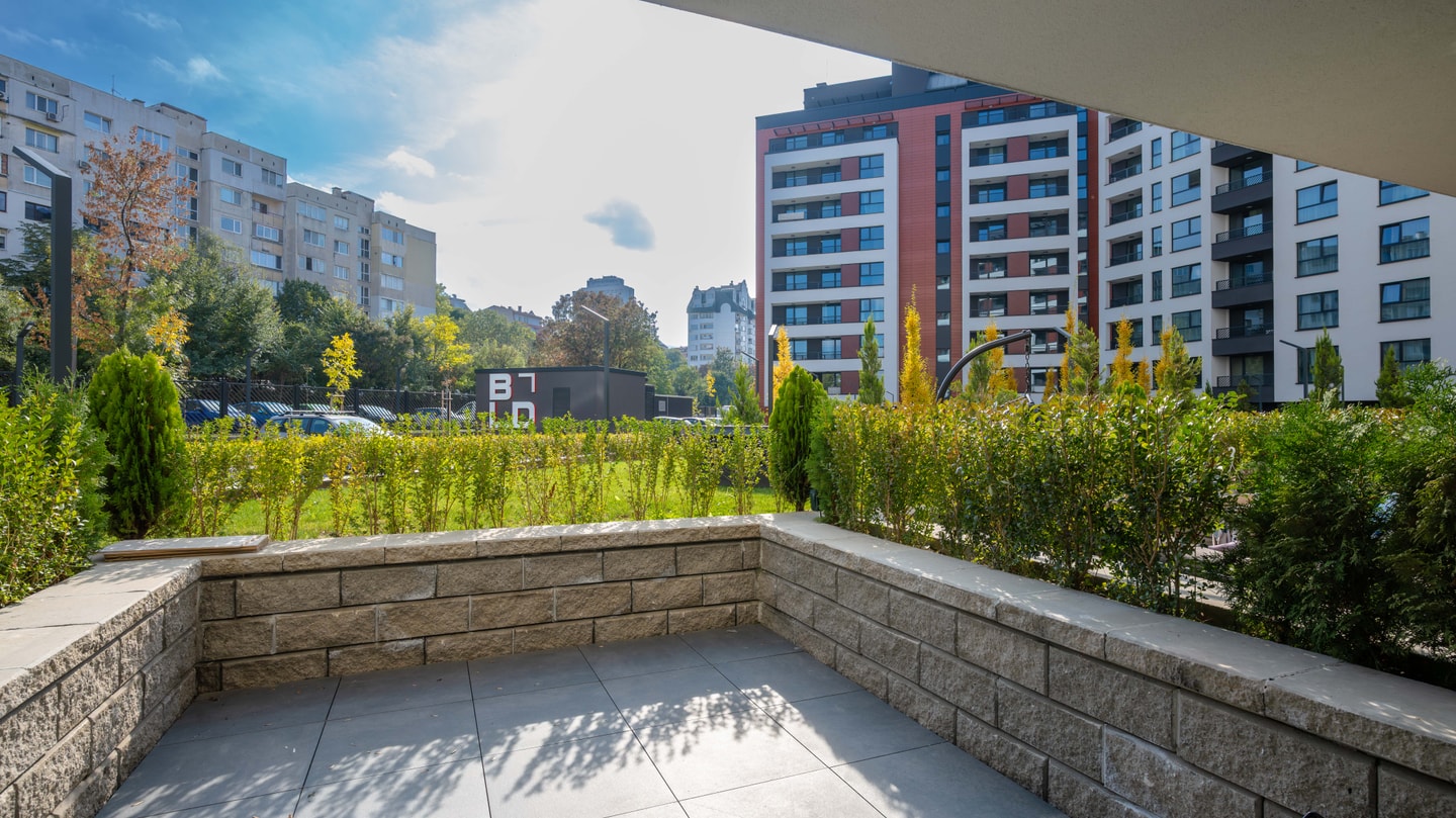 Aviva City Stay – Noir Studio 8 Flat Manager Booking