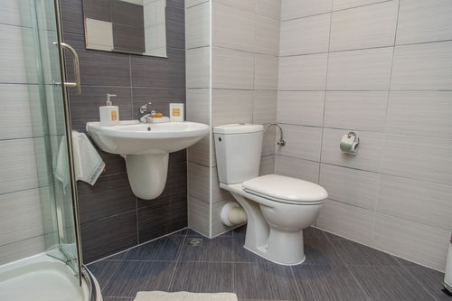 Lovely 3BD flat with PARKING and SEA VIEW 33 Flat Manager Booking