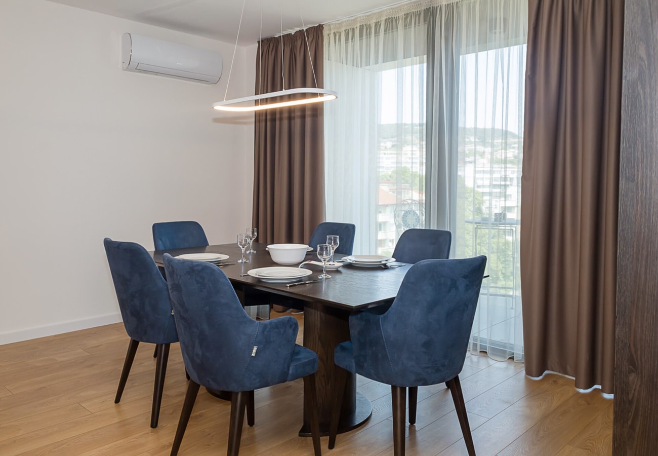 Stylish City Living by the Sea - 2BR Flat in Varna 15 Flat Manager Booking