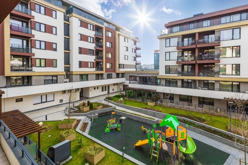 The Purple 1DB Apartment with a Parking Spot 27 Flat Manager Booking