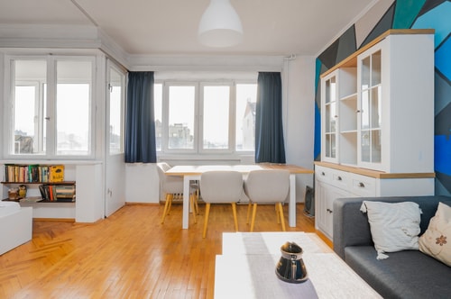 Prime Location in City Center I The Blue Art Spot 3 Flat Manager Booking