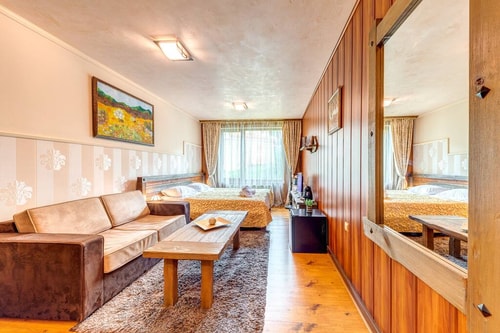 Cozy and Stylish Studio in Forest Glade 0 Flat Manager Booking