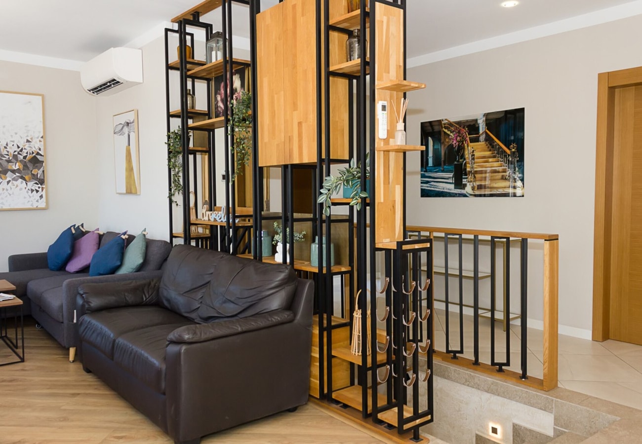 Warm&Comfy 3BD Apt Varna Center 6 Flat Manager Booking