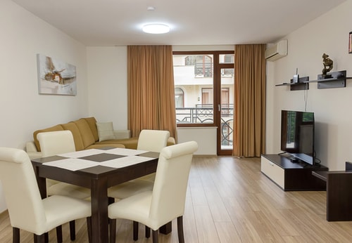 Golden Sands Center ~ 1BD Flat with Balcony 1 Flat Manager Booking