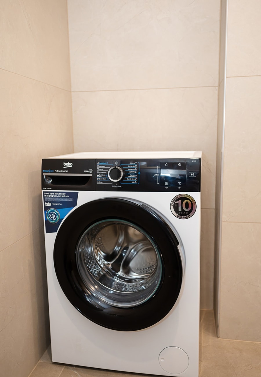 Skyline Varna – Stylish 1BD City Apartment 15 Flat Manager Booking