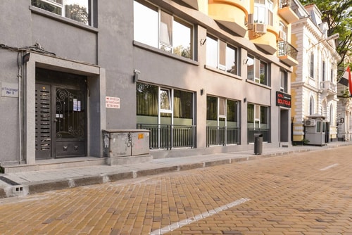 MOCCA & CACAO Studios - Crystal Garden, CENTRAL 4 Flat Manager Booking