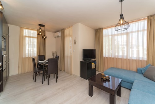 Alma Apartment - Stylish 1BD Flat with Balcony 5 Flat Manager Booking