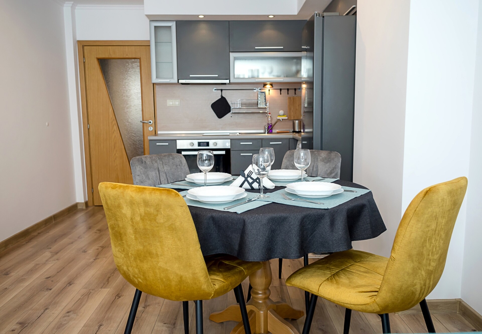 Bright & Comfy 1BR Flat in Levski district - Varna 13 Flat Manager Booking