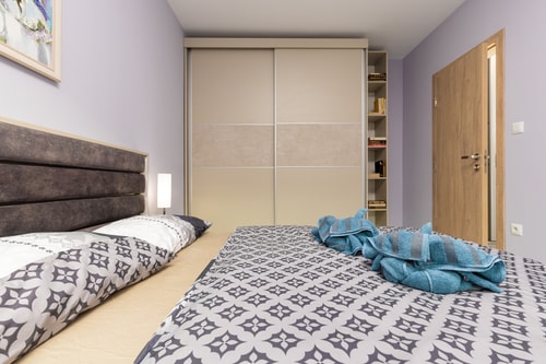 The Purple 1DB Apartment with a Parking Spot 14 Flat Manager Booking