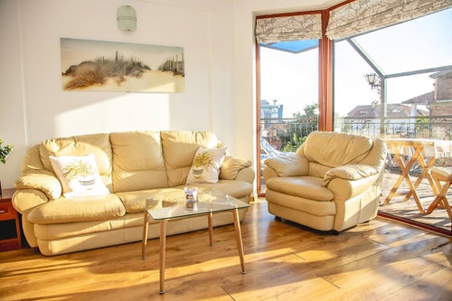 Nessebar's NEW Town TOP Centre 2-BDR Apartment 4 Flat Manager Booking