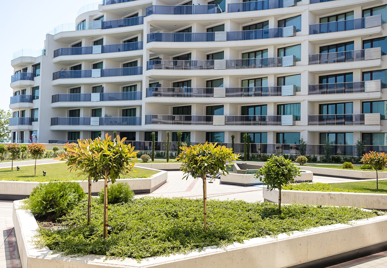 Stylish 1BR with Balcony & Parking | Skyline Varna 32 Flat Manager Booking