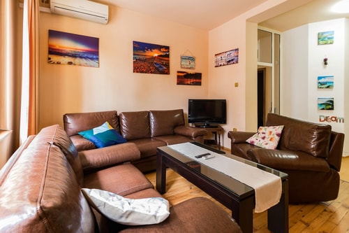 The Rocky House - Central & Private 2BDR 1 Flat Manager Booking