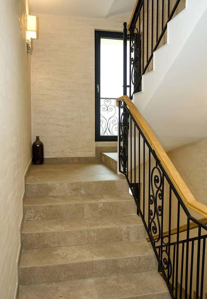 Central Supreme Apartments in Varna 32 Flat Manager Booking