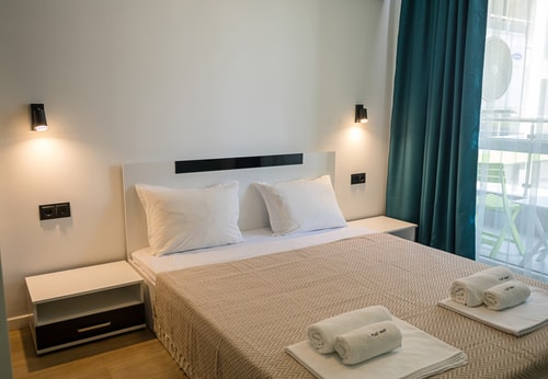 Chic 1BR Flat & Garage | Garden Residence, Varna 3 Flat Manager Booking
