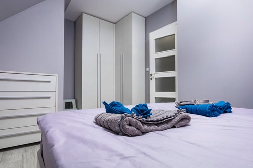 Beautiful 1BD Apartment with a Parking Spot 5 Flat Manager Booking