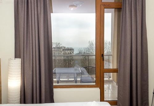 Cozy 1BD Flat in Golden Sands with All You Need 13 Flat Manager Booking