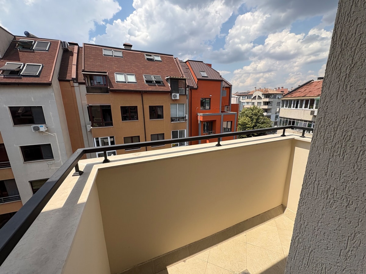 Comfort in Varna– Modern, Bright Central Apartment 13 Flat Manager Booking
