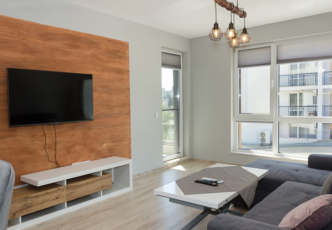 Sunny 1BD Flat in St Constantine & Helena Complex 5 Flat Manager Booking