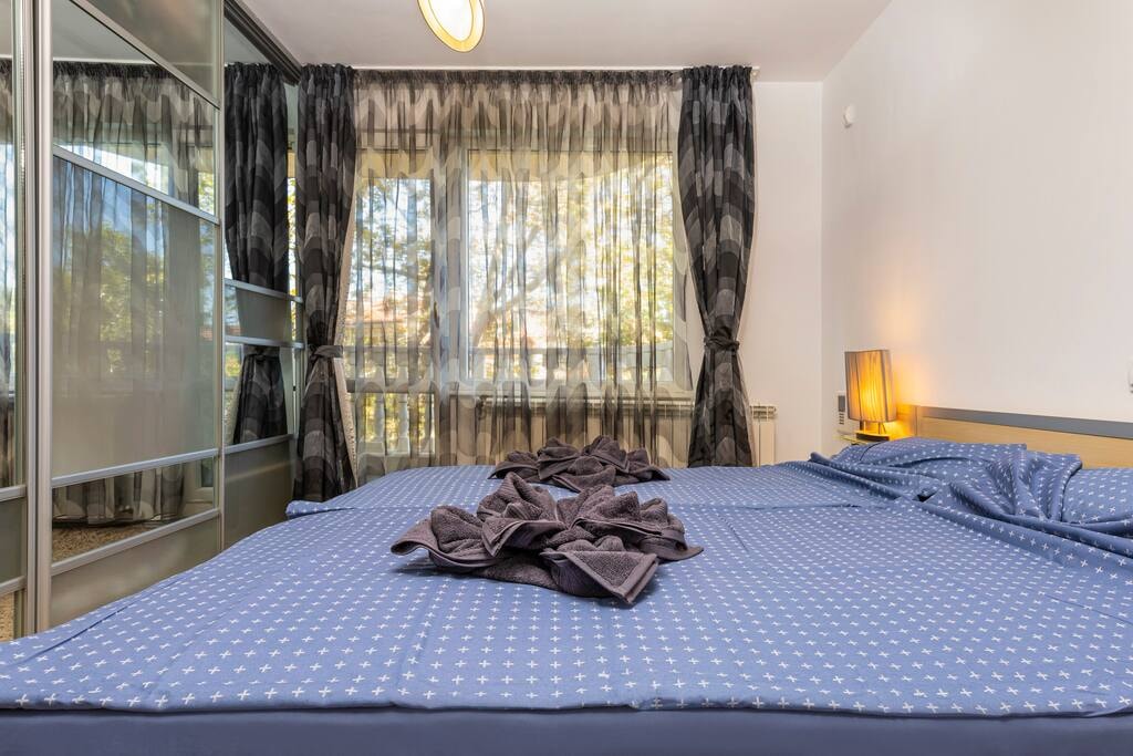 PLOVDIV Rumyana Sred · 2BD-2BTHR-Apartment close to the Ancient Town 17 Flat Manager Booking