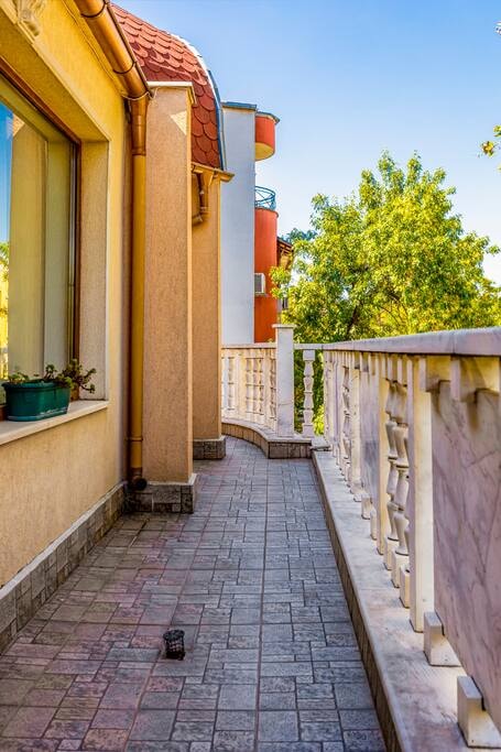 PLOVDIV Rumyana Sred · 2BD-2BTHR-Apartment close to the Ancient Town 22 Flat Manager Booking
