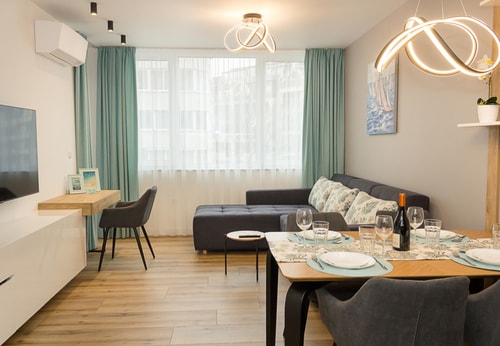 Modern Seaside Retreat 1BD Apartments 1 Flat Manager Booking