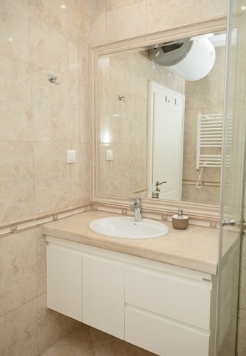 Elegant 1BR Apartment in the TOP Center of Varna 20 Flat Manager Booking