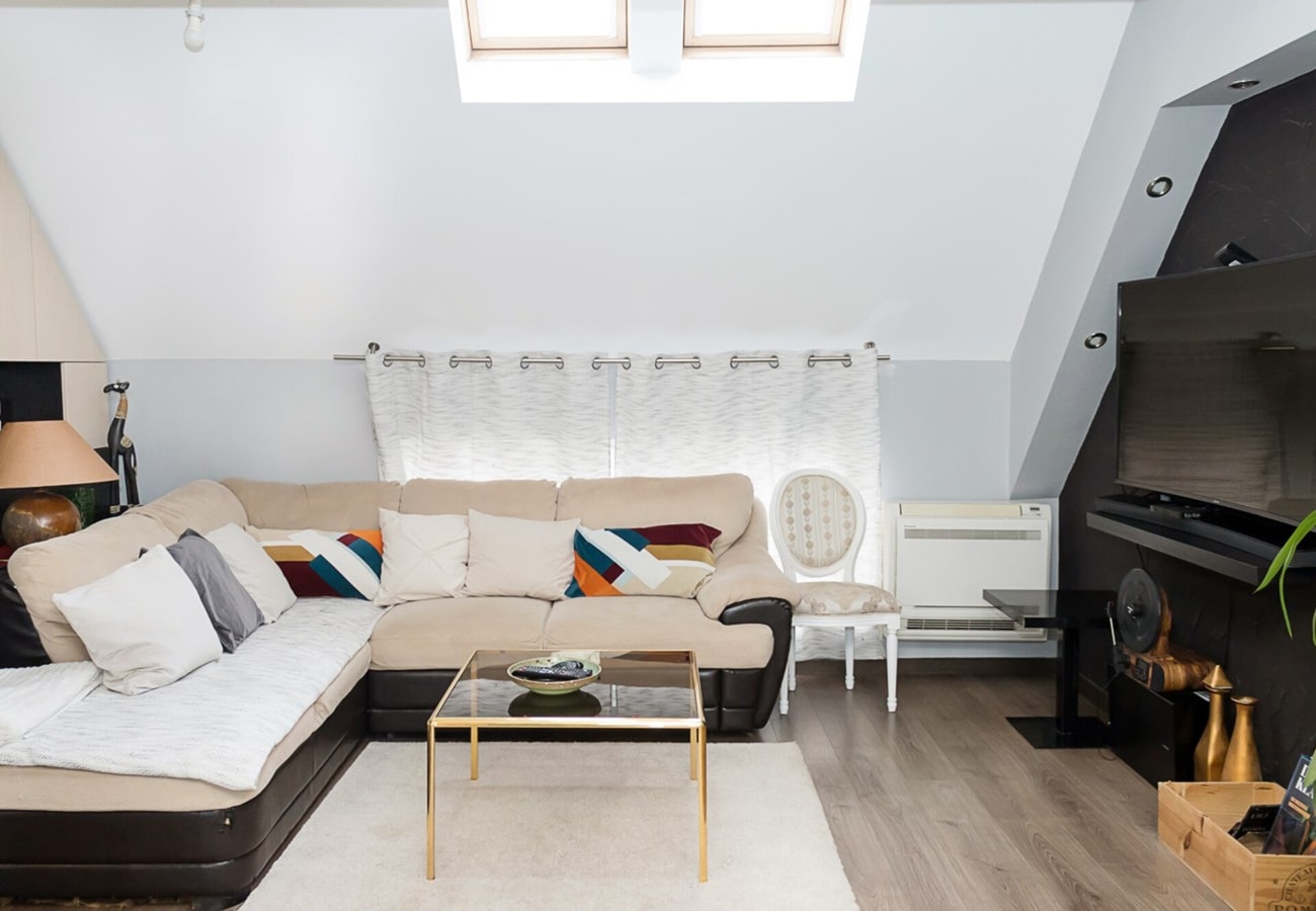 Modern 2-Level Apartment with Balcony in Varna 6 Flat Manager Booking