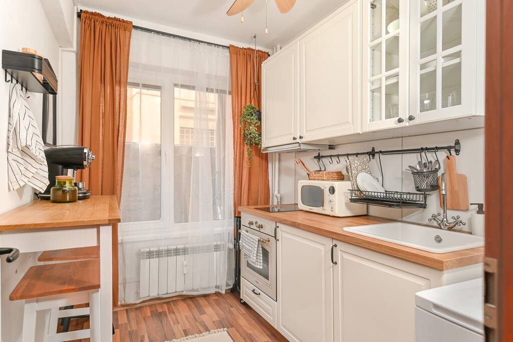 Cosy&Art 1BD Apartment next to Slaveykov Square Flataway