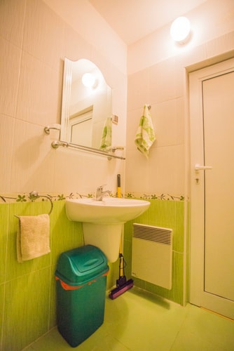 Cozy Colorful Studio at the foot of the Mountain 9 Flat Manager Booking