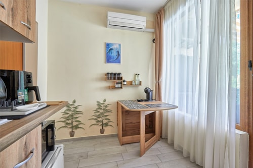 Private Studio in Hotel Paradise Pomorie 12 Flat Manager Booking