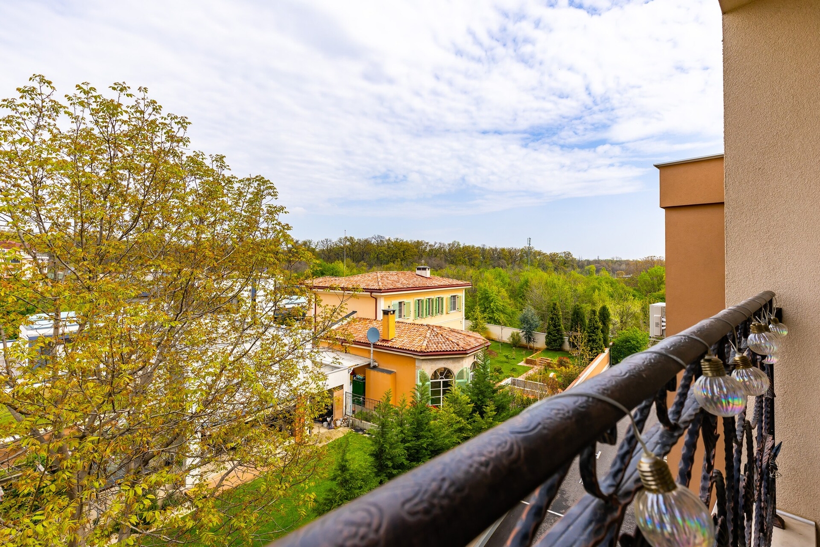 Magnolia Gardens -1BD with Balcony & Parking 18 Flat Manager Booking