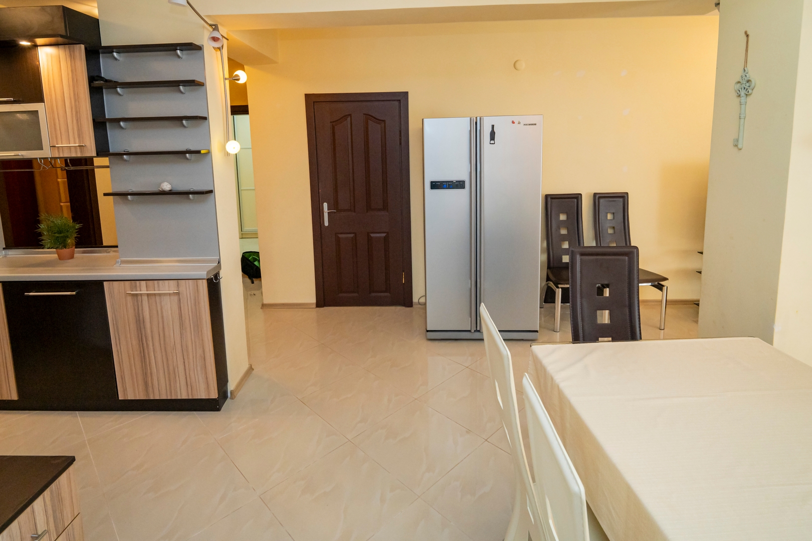 The Family Courtyard - LARGE 2BD Apartment 12 Flat Manager Booking