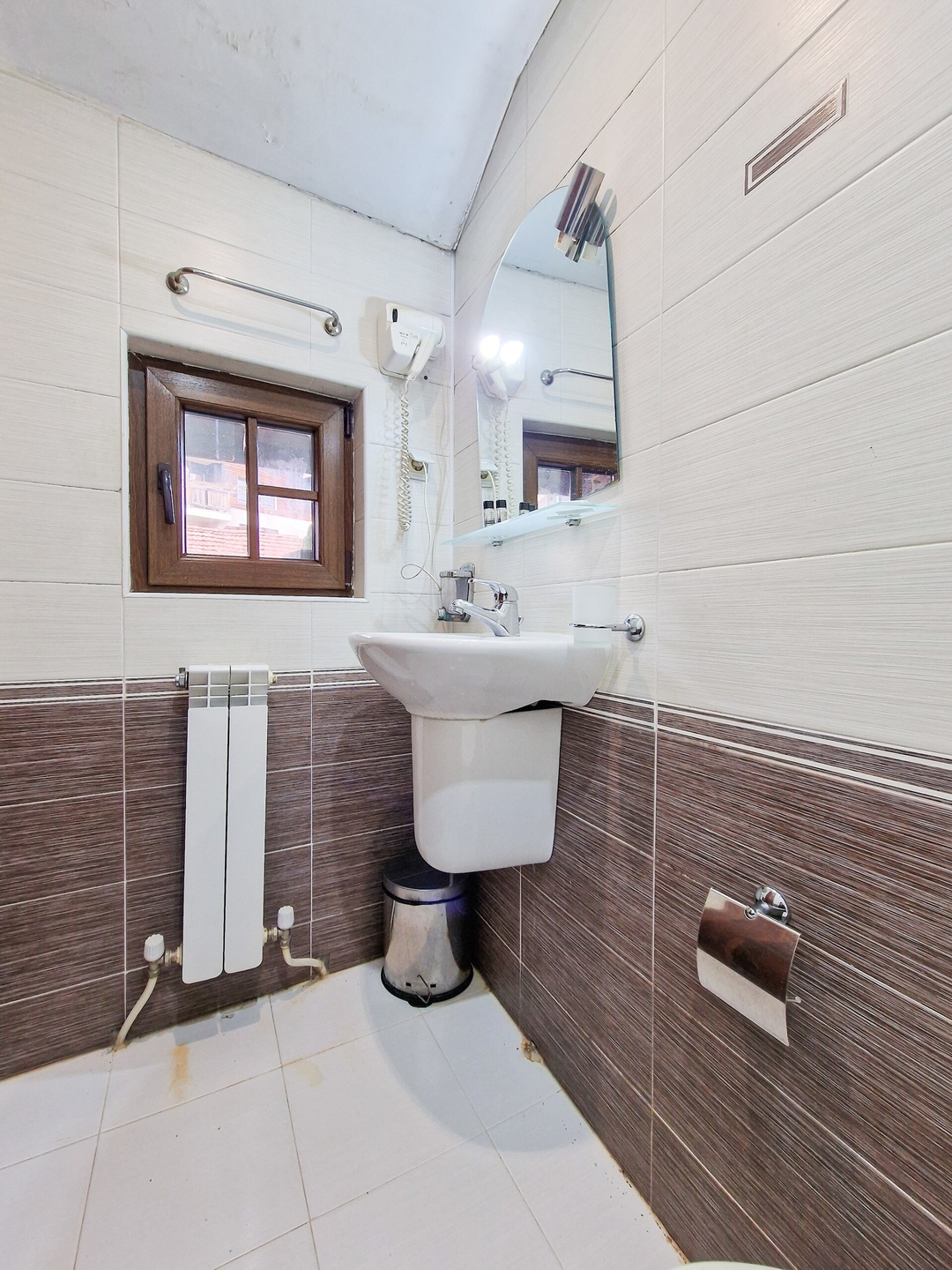 8BD Retreat in Bansko: Comfort & Mountain Charm 28 Flat Manager Booking