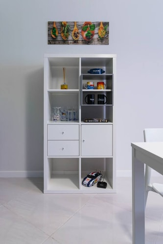 Pop your C-O-L-O-R-S - Funky and Modern 1BDR. Apt. 23 Flat Manager Booking