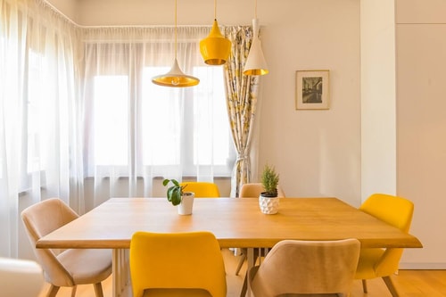 Designer One-bedroom Maisonette with Best Location 8 Flataway
