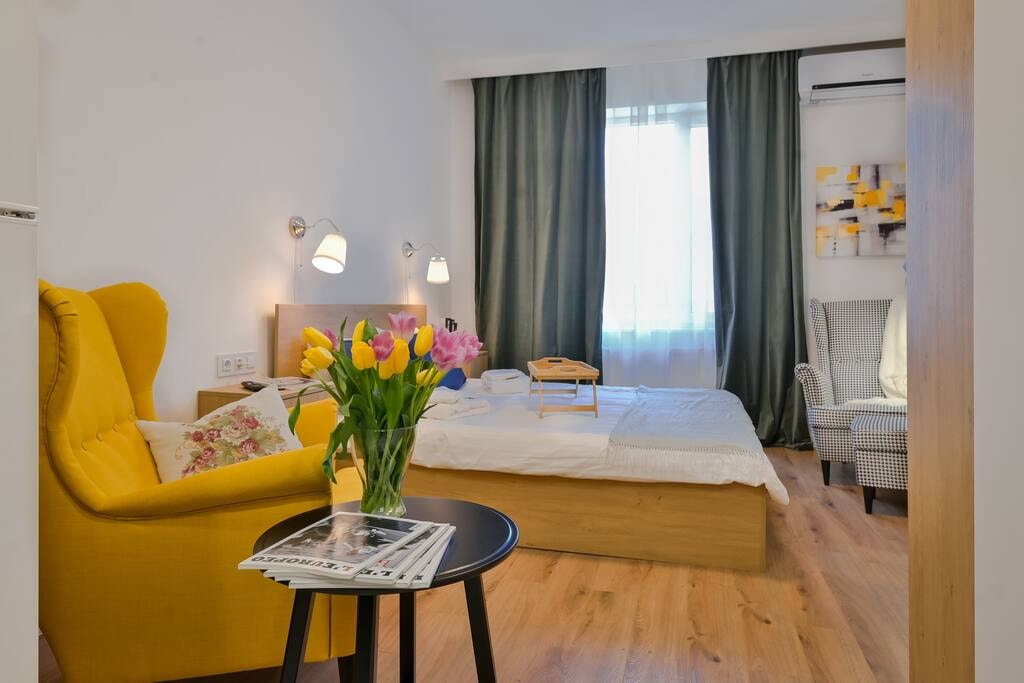 Cosy and Stylish Studio next to Sofia's Central Market Hall Flataway