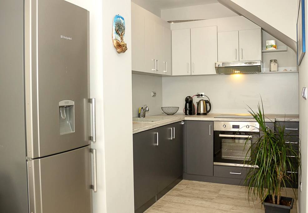 ~ The Blue ~ 1BD Flat near Asparuhovo Sea Garden 6 Flat Manager Booking