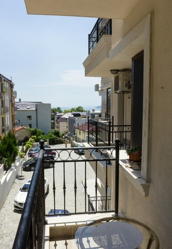 Sunny Studio + Parking near the Sea in Briz, Varna 4 Flat Manager Booking